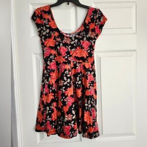 Cute and Vibrant Fit and Flare Scoopneck Mini dress